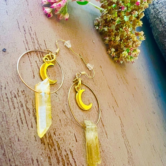 Gold Crescent Moon and Crystal Quartz Earrings Handmade - Picture 3 of 3